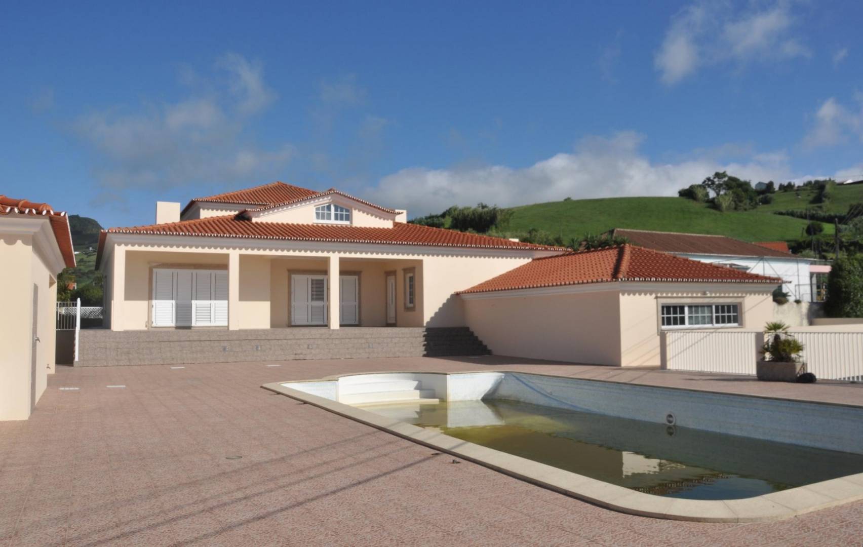 Luxury_Villa_sale_Faial