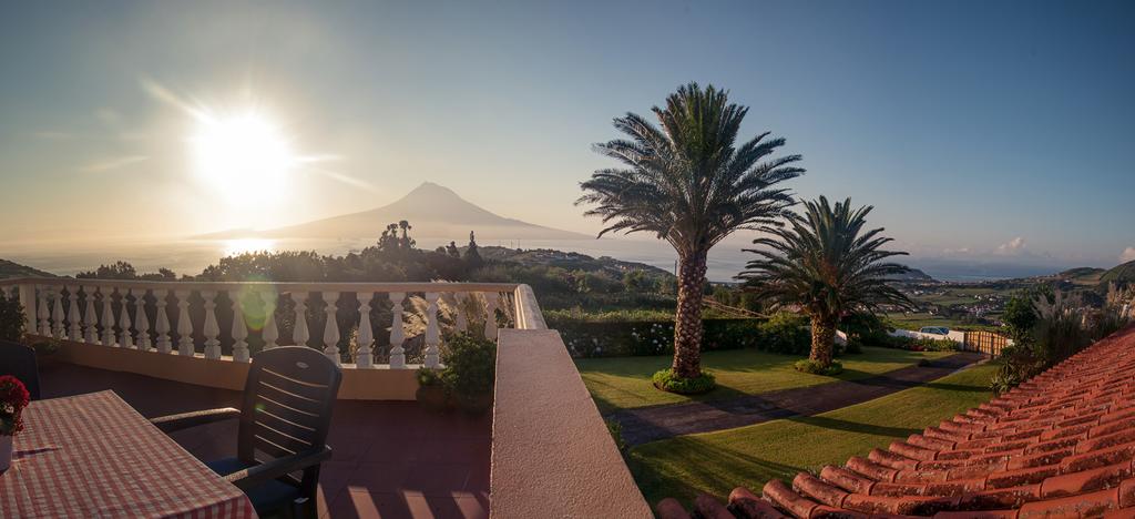 Guesthouse view garden Faial