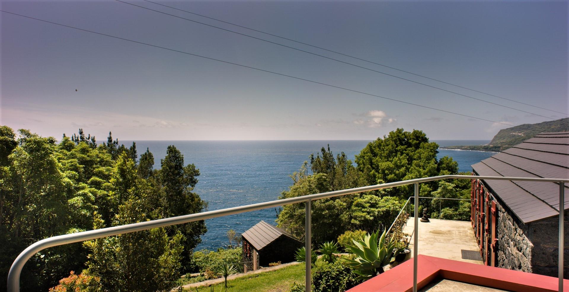 tourism sea view Pico