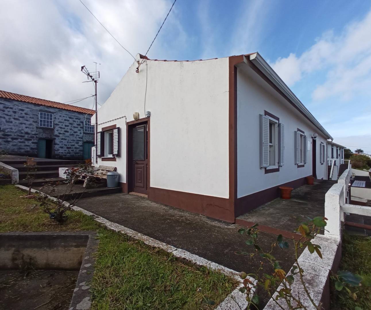 property garden views faial