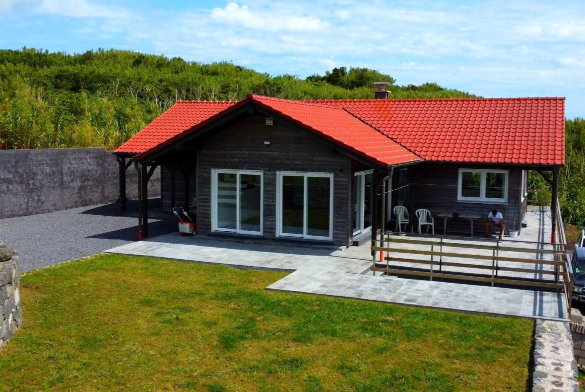 modern seaside house Faial
