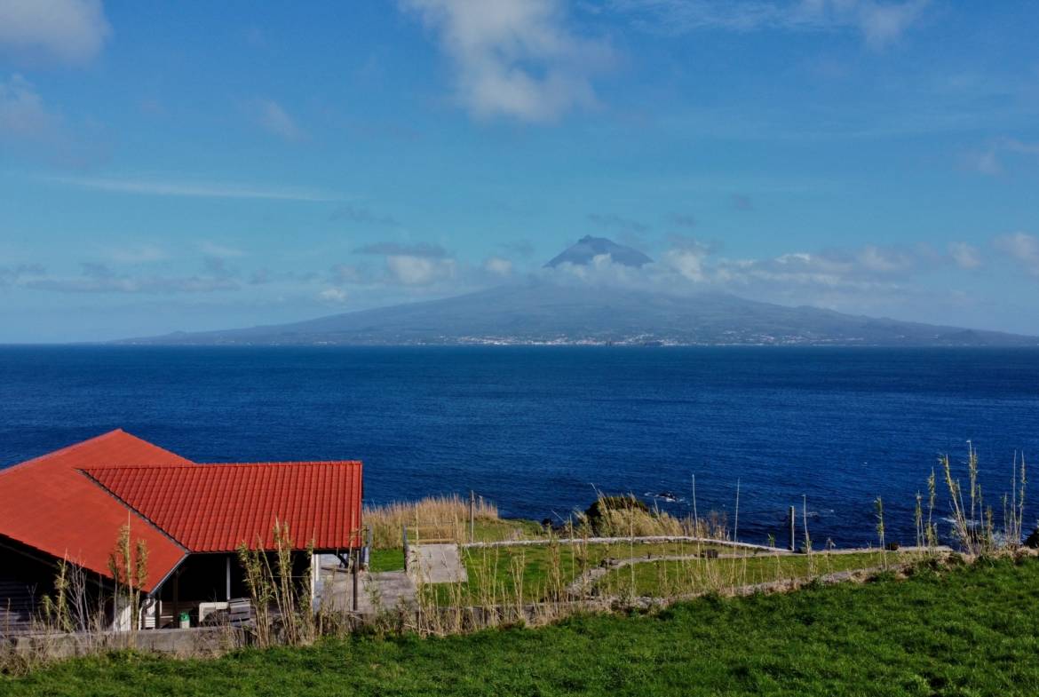 modern seaside house Faial