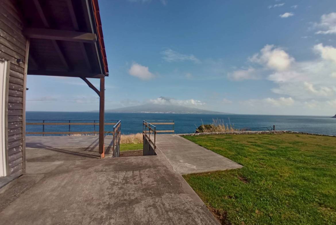 modern seaside house Faial