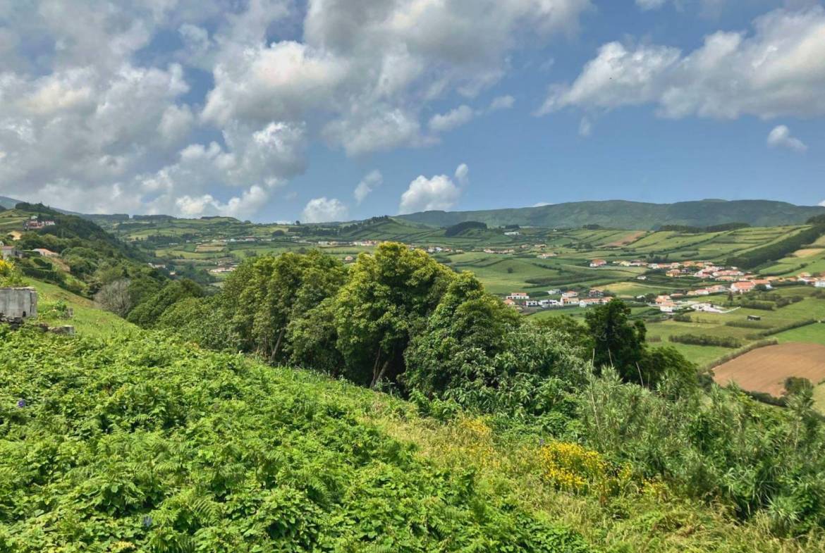 house land views faial